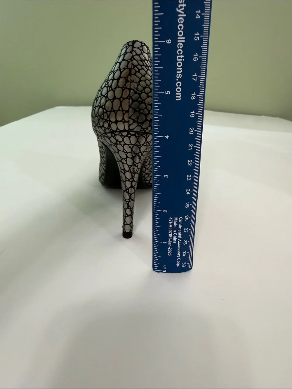 NEW D. Lacquaniti pumps heels woman 6 limited edition handmade Italy Luxery